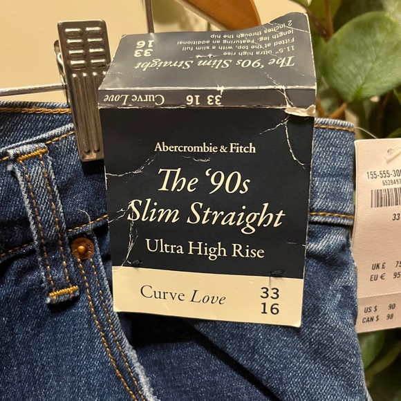 NWT Abercrombie & Fitch Curve Love 90’s Straight Jeans - Picture 3 of 4